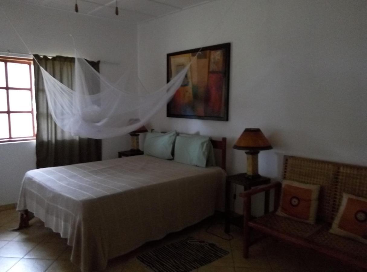Blue Moon Beach Holiday Resort Inhambane Exteriör bild