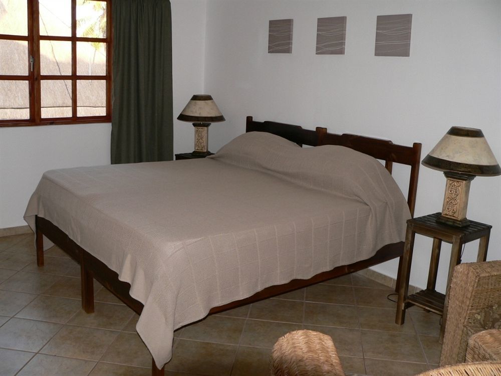 Blue Moon Beach Holiday Resort Inhambane Exteriör bild